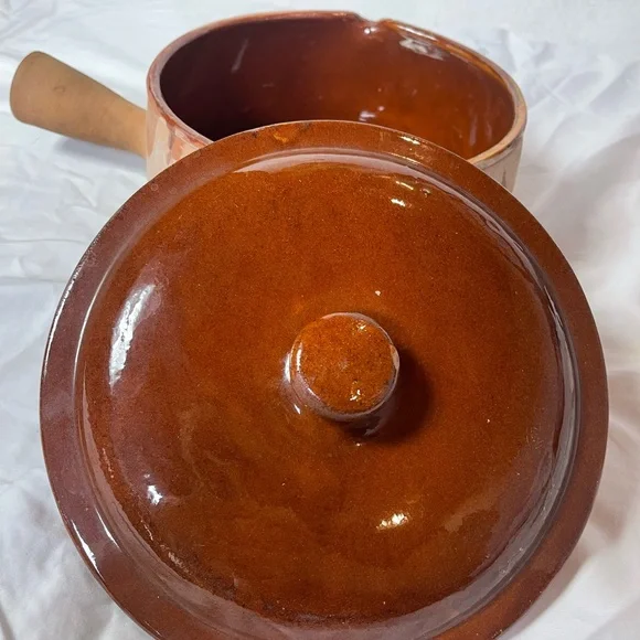 Handmade French Clay Cooking Pot. Le Cordon Bleu. France